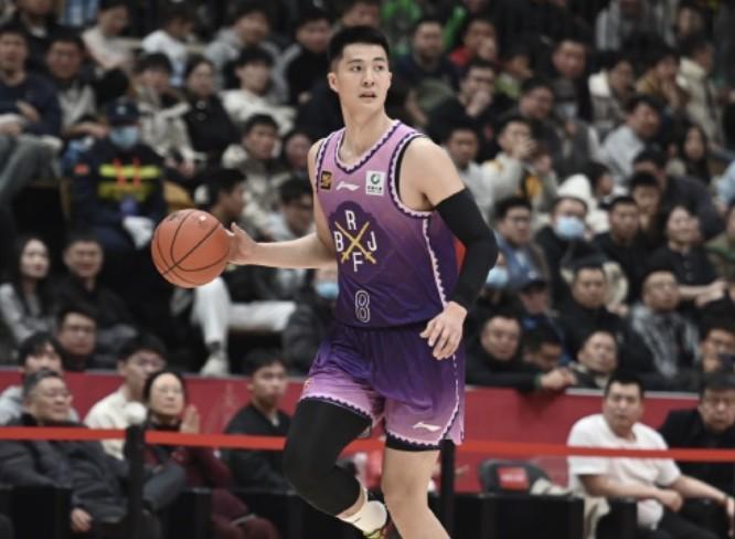 朱松玮27+4&amp;amp;曾凌铉三分9中9，北控战福建国内球员双双爆发